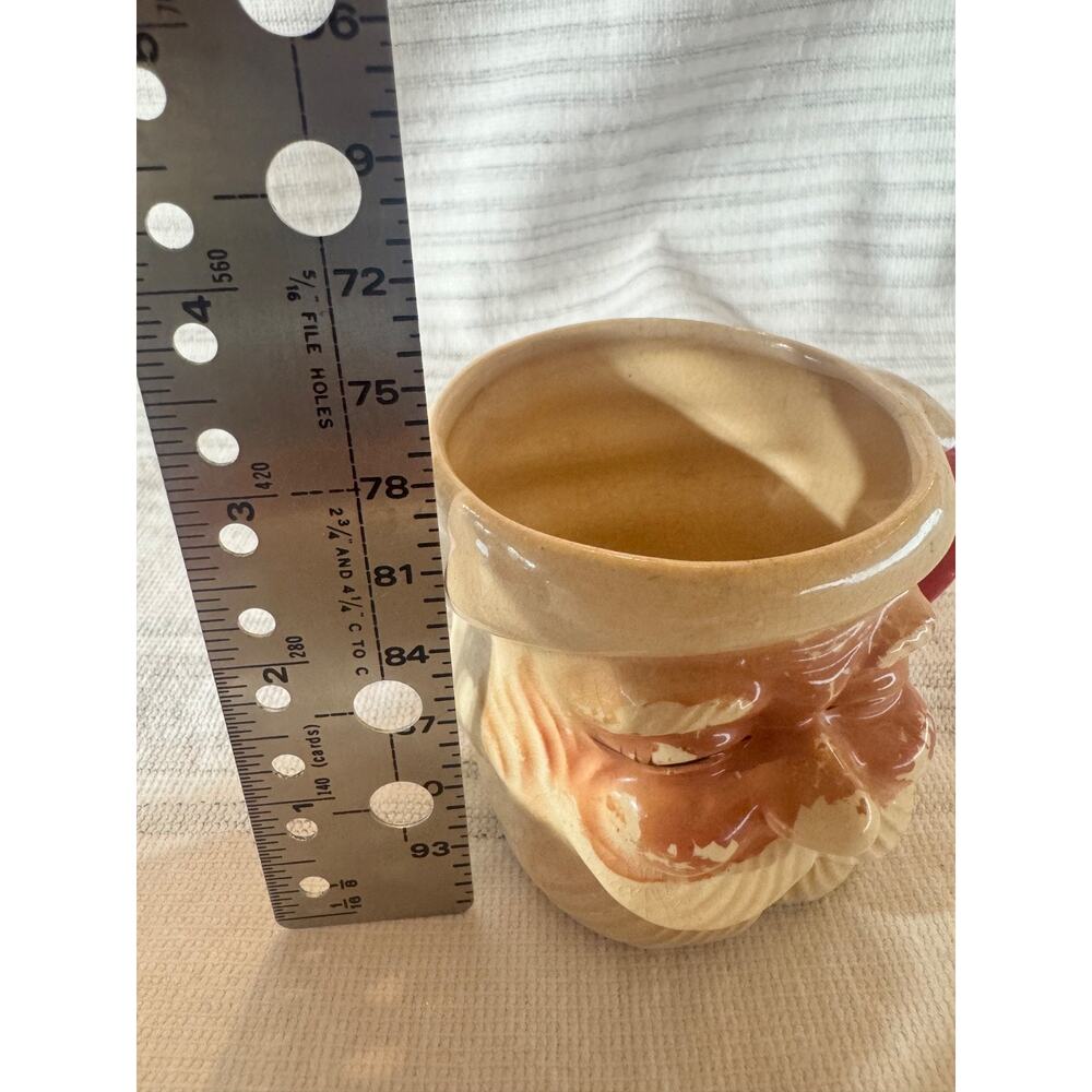 Vintage Santa Mug 1960-1970s Crackle Finish & Faded Paint Retro Christmas Decor - Picture 11 of 12